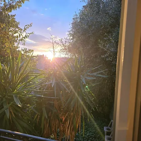 ヴィラ Maison Calme Avec Jardin, Proche Des Transports