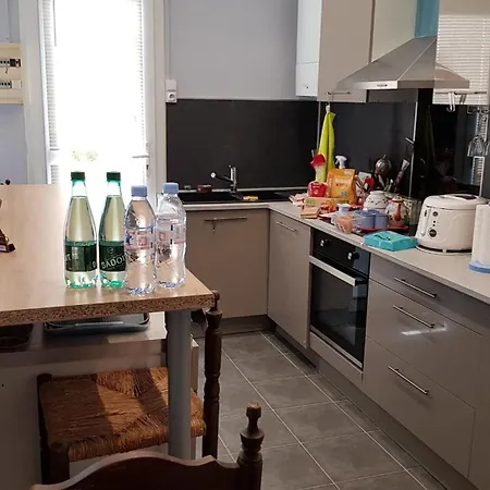 Maison Calme Avec Jardin, Proche Des Transports